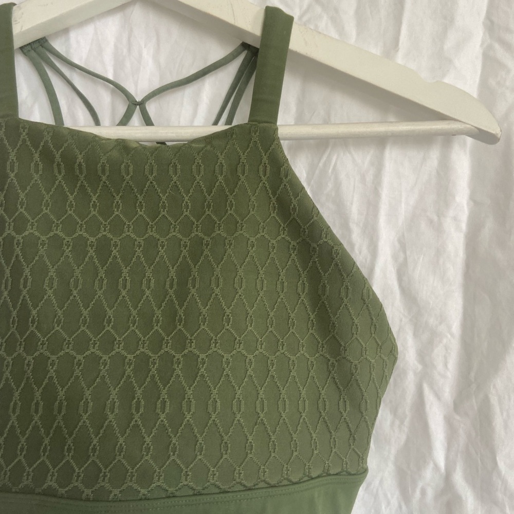 Lorna Jane Army Green High Neck Sport Bra Size Small - Picture 8 of 13